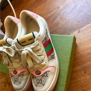 GUCCI WOMEN'S SCREENER SNEAKER WITH CRYSTALS PINK AND GREEN